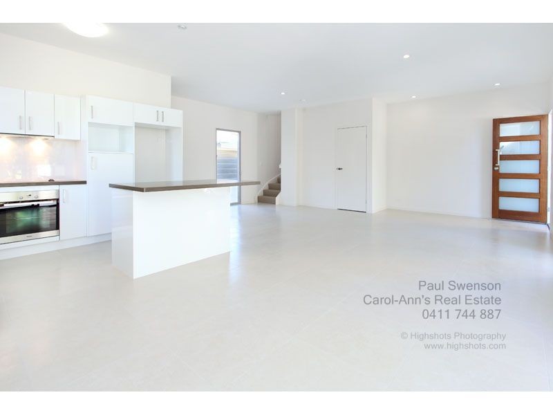 1/79 Dickenson Street, Carina QLD 4152