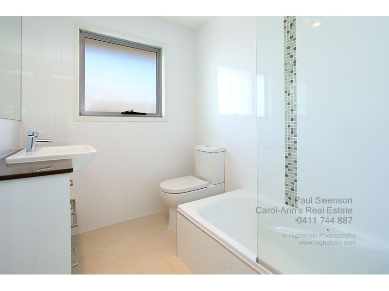 1/79 Dickenson Street, Carina QLD 4152