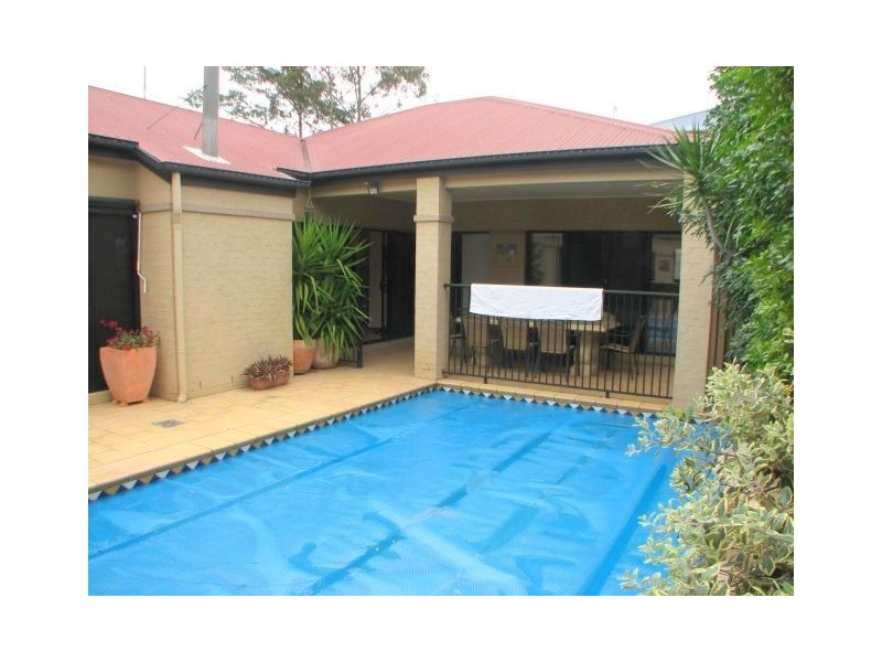 16 David Street, Morningside QLD 4170