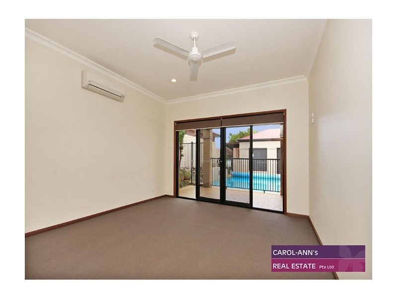 16 David Street, Morningside QLD 4170