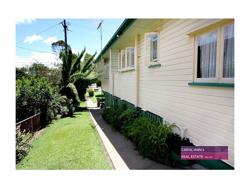 7 Latina Ave, Seven Hills QLD 4170