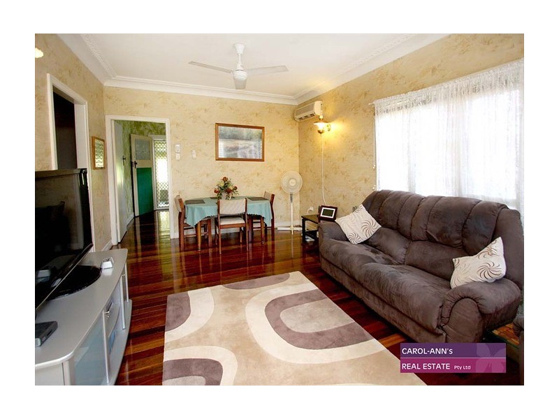 7 Latina Ave, Seven Hills QLD 4170