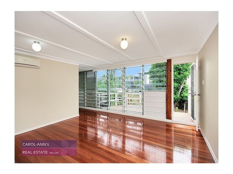 2/81 Gordon Street, Hawthorne QLD 4171