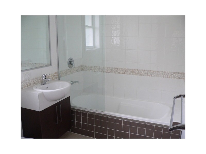 9/69 Molloy Road (cnr Montfort), Cannon Hill QLD 4170