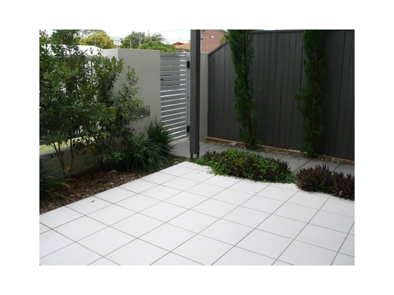 9/69 Molloy Road (cnr Montfort), Cannon Hill QLD 4170