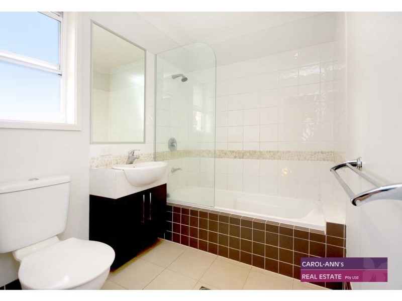 9/69 Molloy Road (cnr Montfort), Cannon Hill QLD 4170