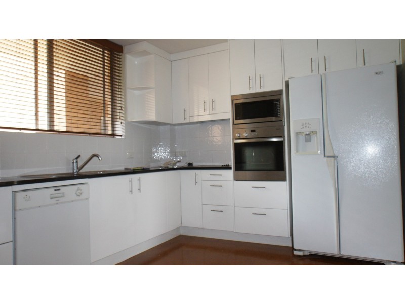 2/61 Rialto Street, Coorparoo QLD 4151