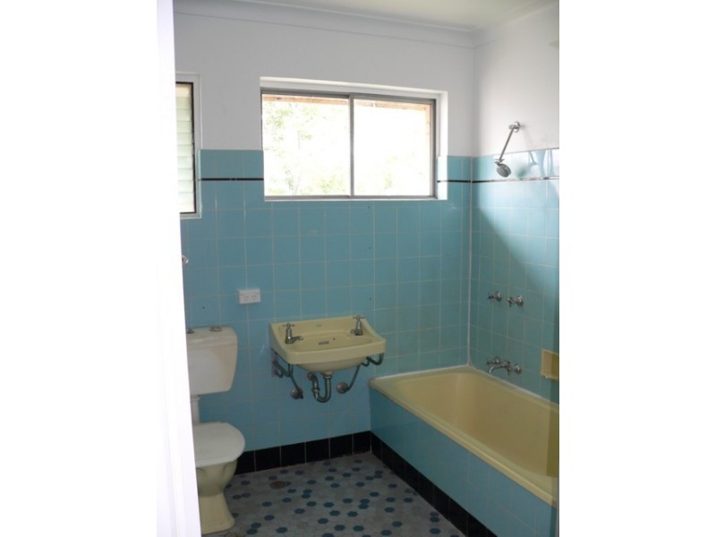 204 Riding Road, Balmoral QLD 4171