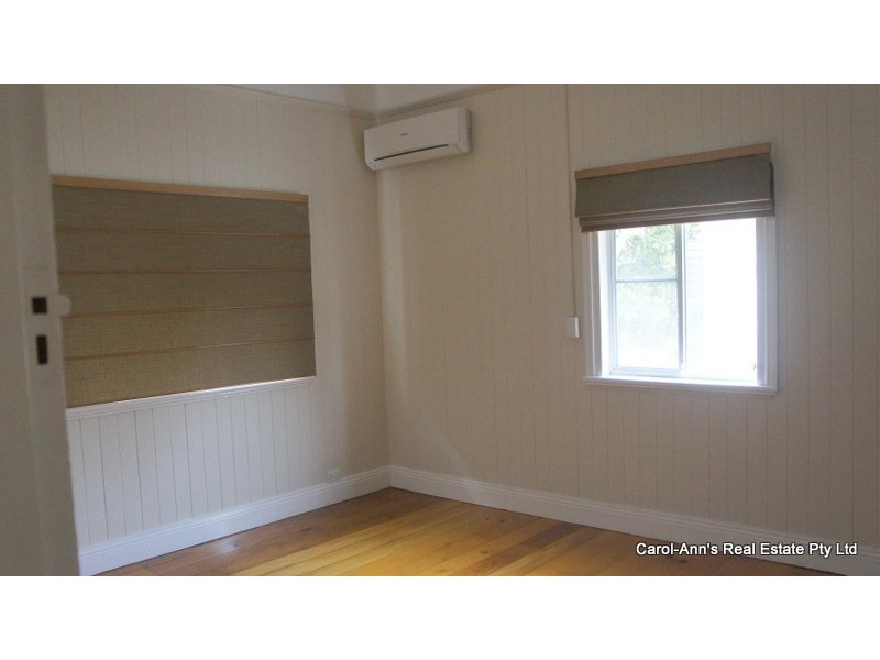 40 Barton Parade, Balmoral QLD 4171