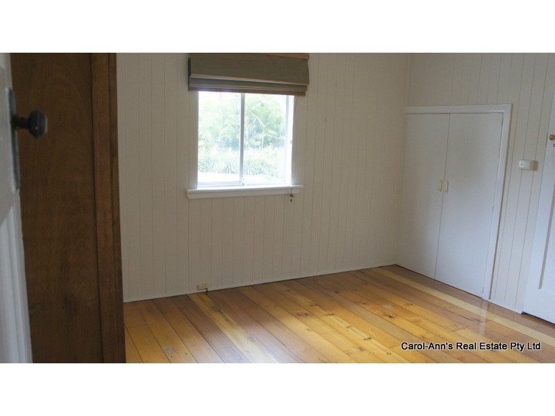 40 Barton Parade, Balmoral QLD 4171