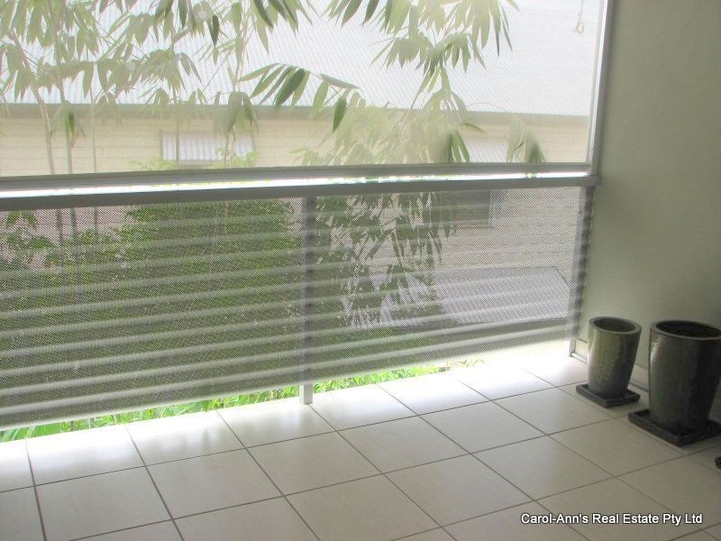 2/16 Carntyne Street, Morningside QLD 4170