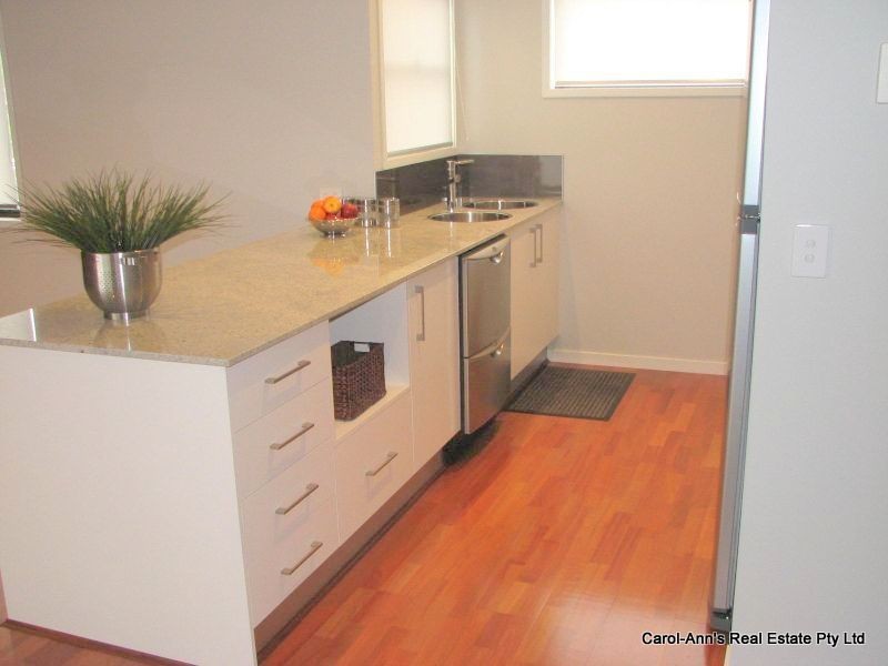 2/16 Carntyne Street, Morningside QLD 4170