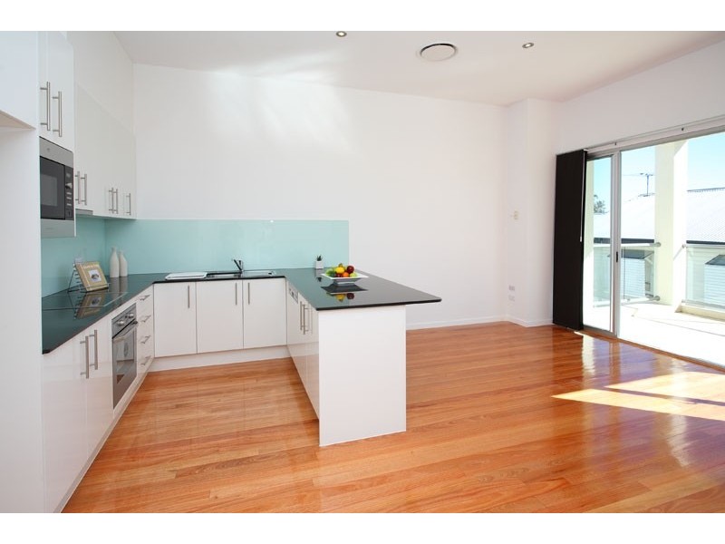 2/48 Belgrave Street, Balmoral QLD 4171