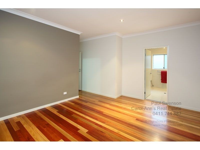10 Sphinx Street, Balmoral QLD 4171