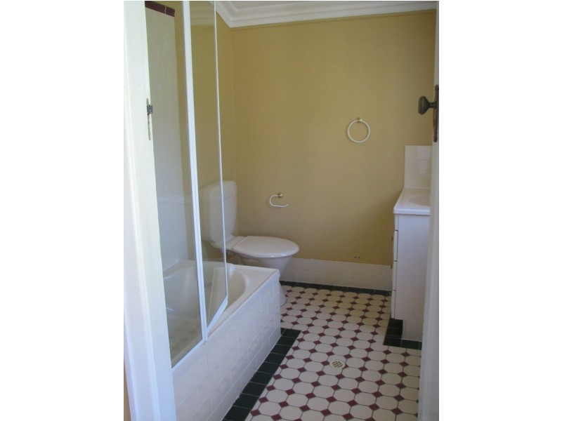 68 Oxford Street, Bulimba QLD 4171