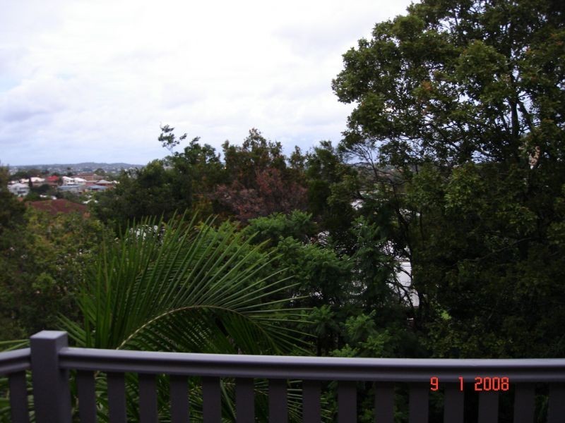 17 Agnew Street, Norman Park QLD 4170