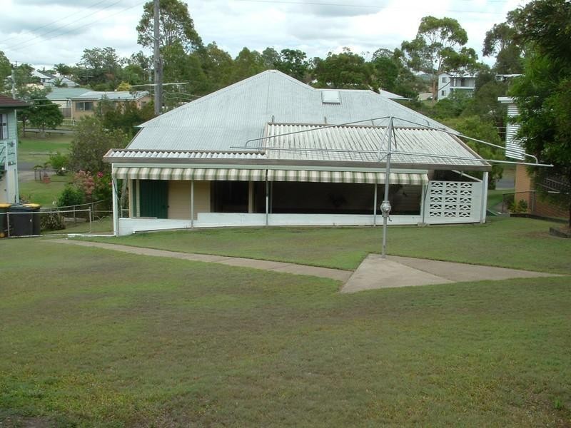 7 Latina Avenue, Seven Hills QLD 4170