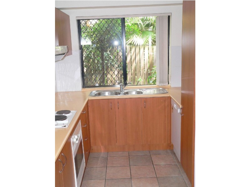 4/60 Miles Street, Hawthorne QLD 4171