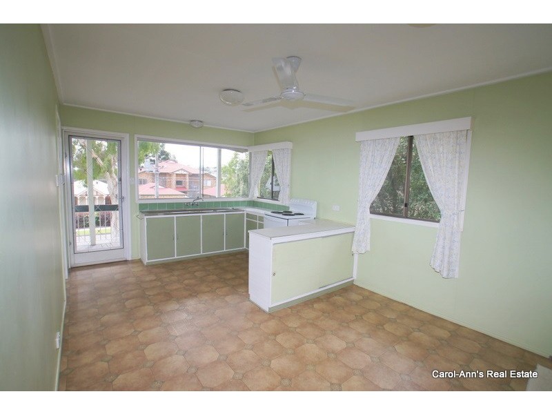 54 Dutton Street, Hawthorne QLD 4171