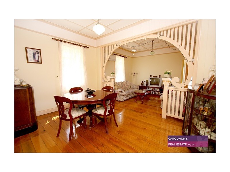 10 Cedar Street, Wynnum QLD 4178