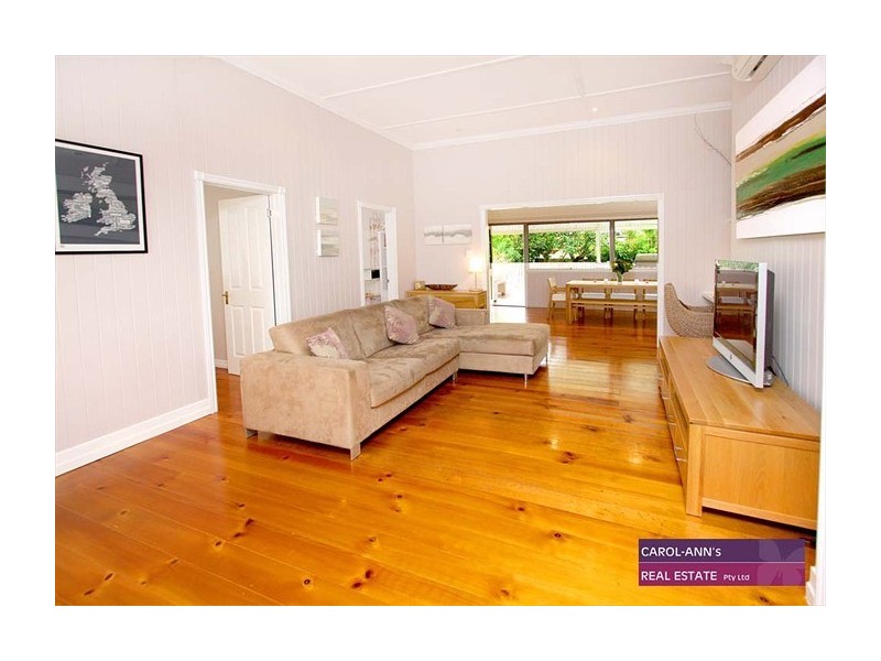 26 Belgrave Street, Balmoral QLD 4171