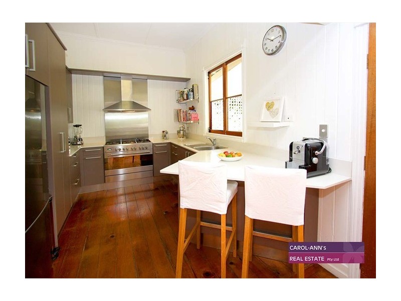 26 Belgrave Street, Balmoral QLD 4171