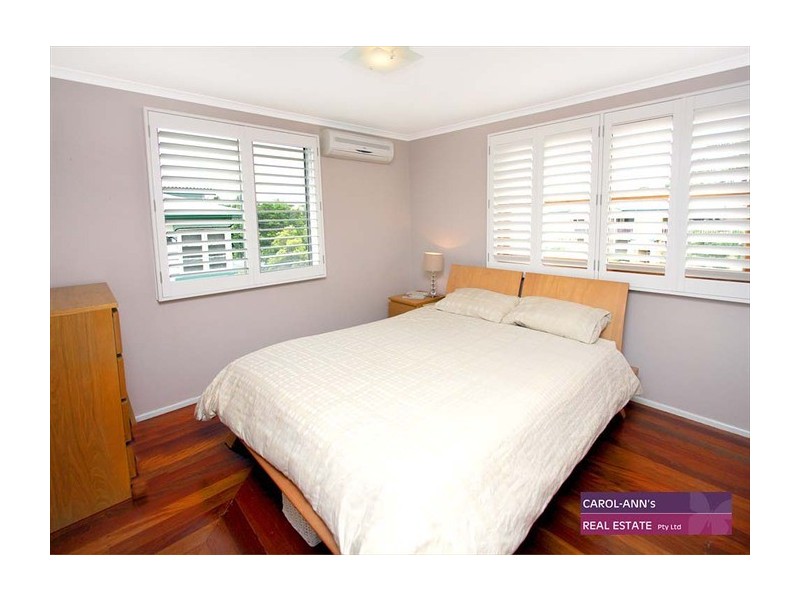 26 Belgrave Street, Balmoral QLD 4171