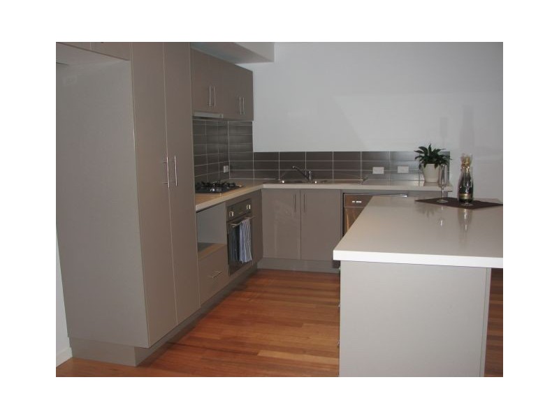 8/12 Agnes Street, Morningside QLD 4170