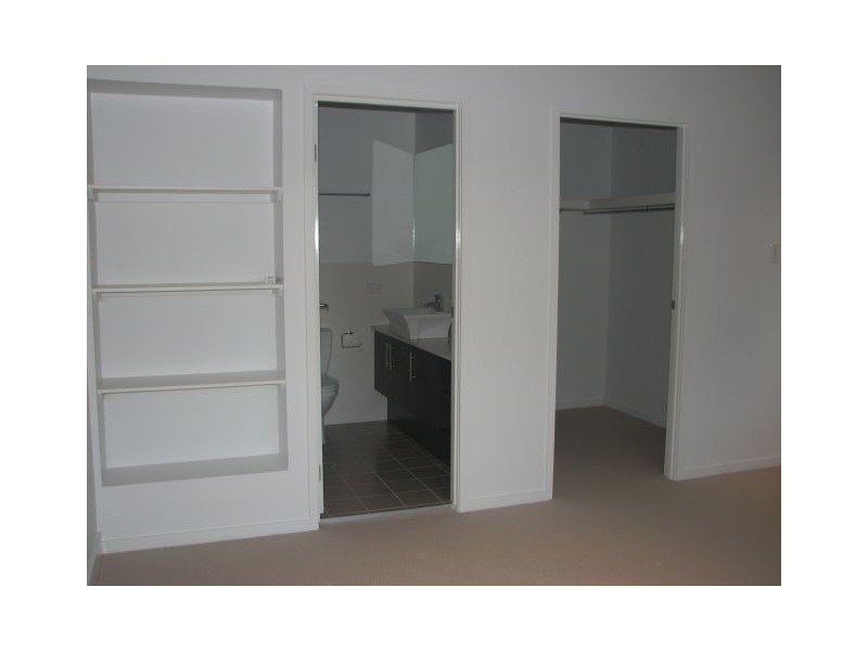 8/12 Agnes Street, Morningside QLD 4170