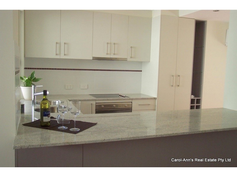 2/9 Baringa Street, Morningside QLD 4170