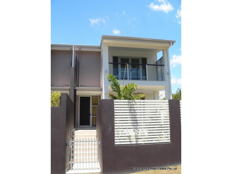 2/9 Baringa Street, Morningside QLD 4170