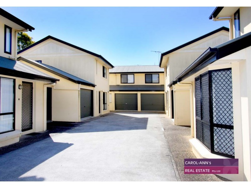 2/11 Barton Road, Balmoral QLD 4171