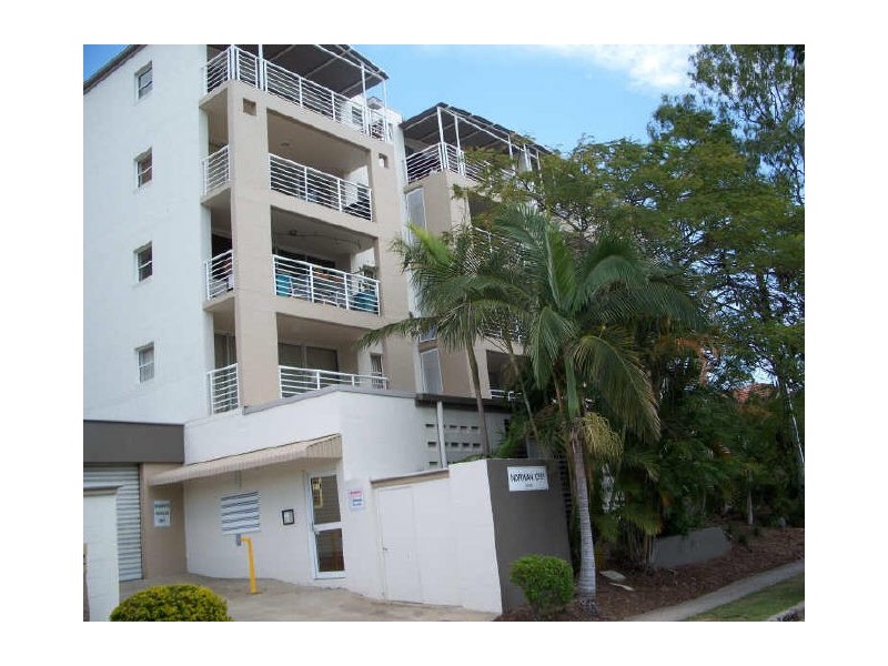 2/92-96 Norman Crescent, Norman Park QLD 4170