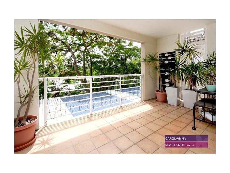 2/92-96 Norman Crescent, Norman Park QLD 4170