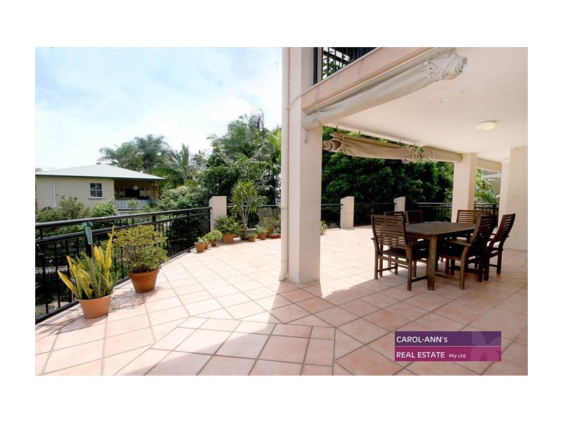 2/19 Cambridge Street, Bulimba QLD 4171