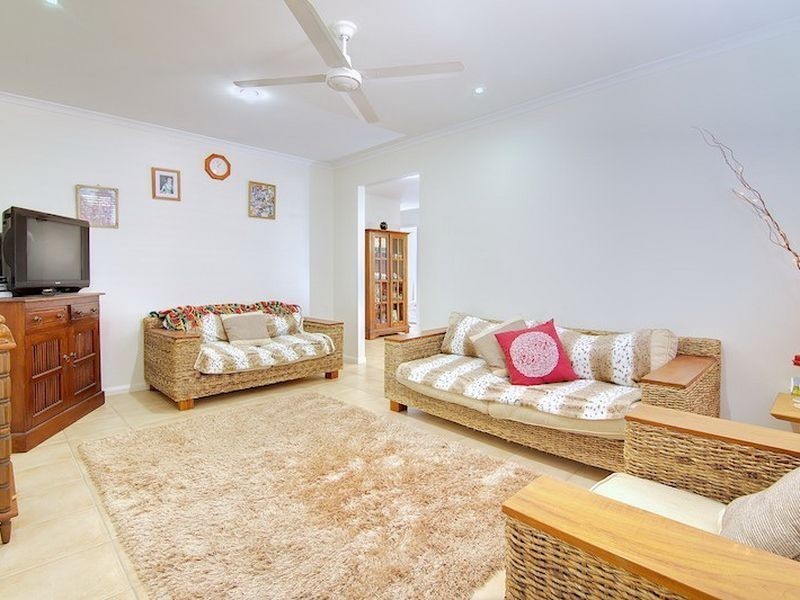 9 Shamrock Street, Ormiston QLD 4160