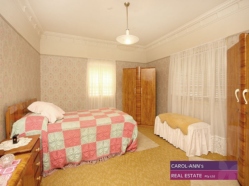 997 Wynnum Rd, Cannon Hill QLD 4170