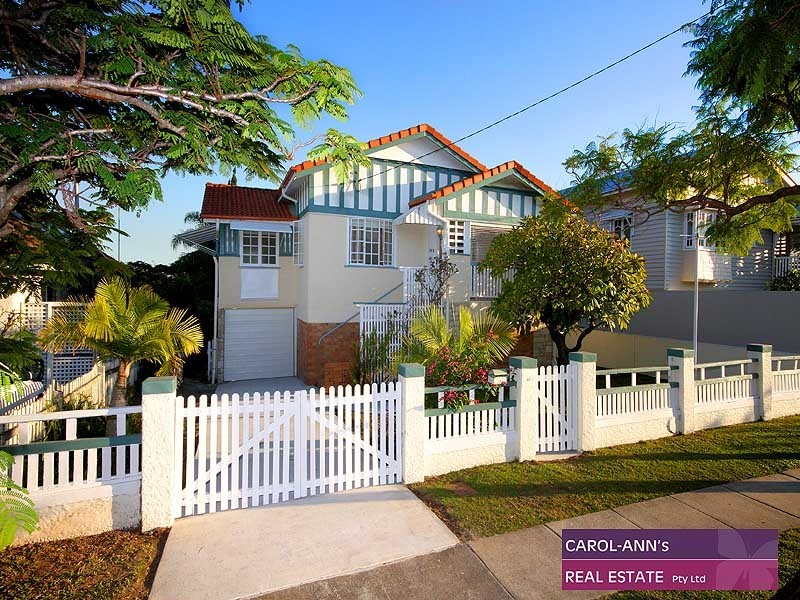 178 Barton Road, Hawthorne QLD 4171