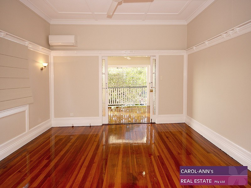 178 Barton Road, Hawthorne QLD 4171