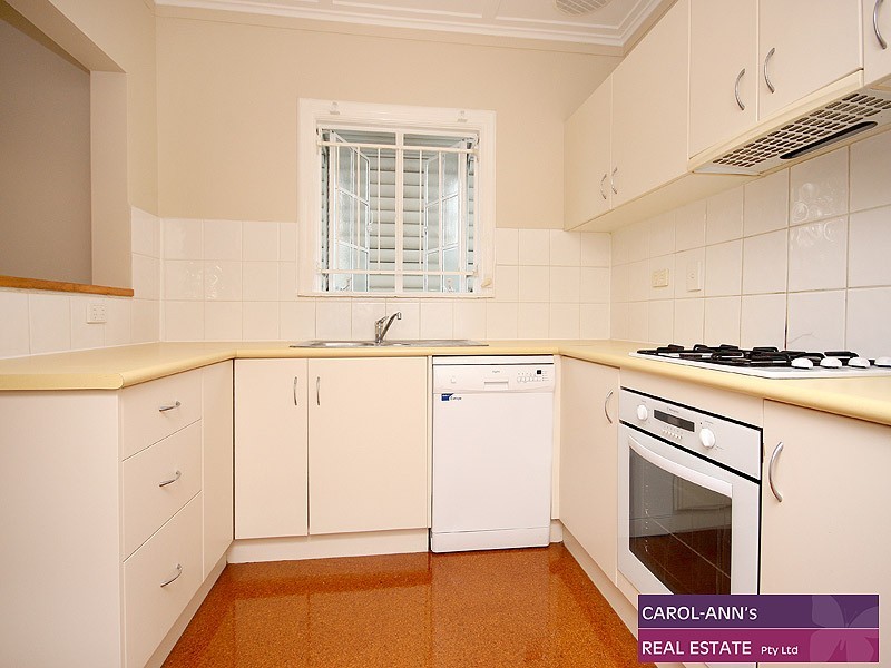 178 Barton Road, Hawthorne QLD 4171