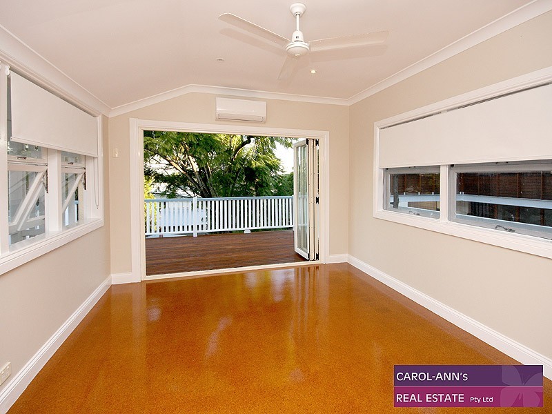 178 Barton Road, Hawthorne QLD 4171