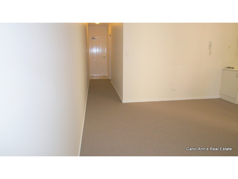 8/75-77 Riding Road, Hawthorne QLD 4171