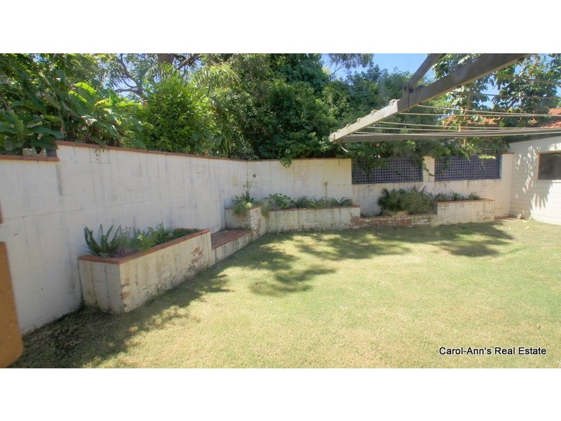 30 Deerdale Street, Stafford Heights QLD 4053