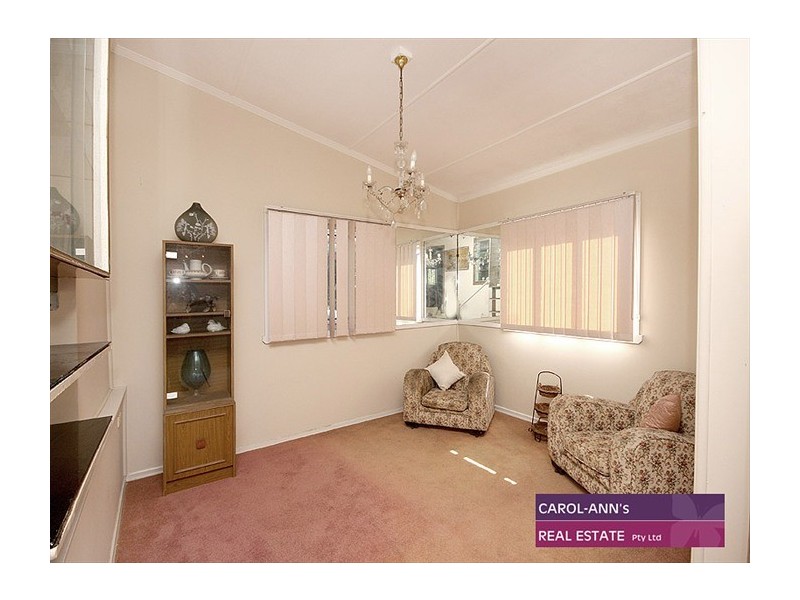 70 Fifth Avenue, Balmoral QLD 4171