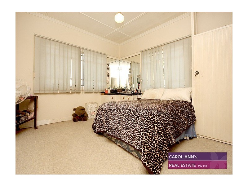 70 Fifth Avenue, Balmoral QLD 4171