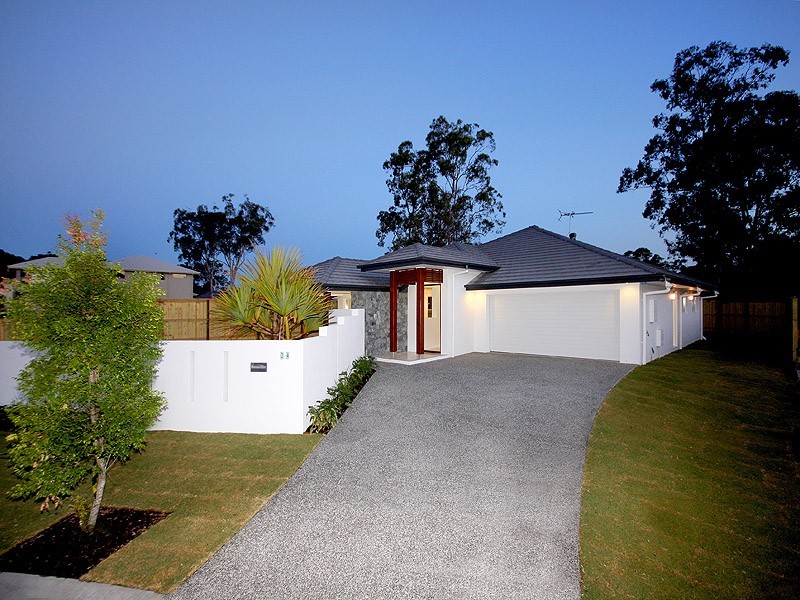 24 Gardenia Pl, Gumdale QLD 4154