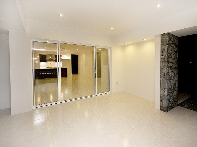 24 Gardenia Pl, Gumdale QLD 4154