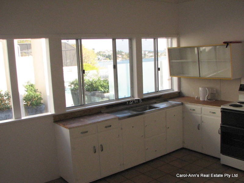 2/118 Virginia Avenue, Hawthorne QLD 4171