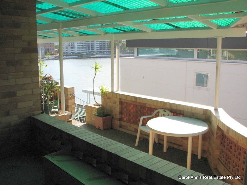 2/118 Virginia Avenue, Hawthorne QLD 4171