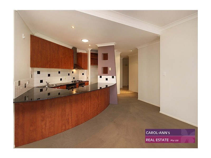 3/8 Cambridge Street, Bulimba QLD 4171